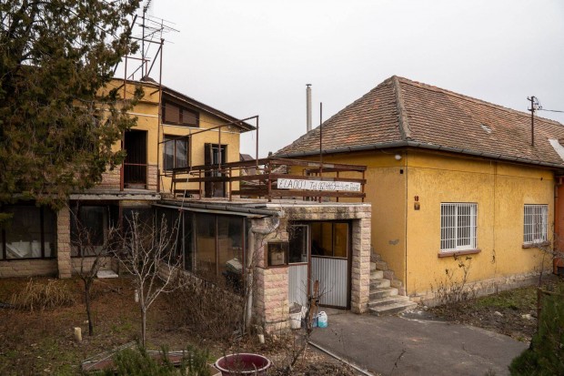 III.ker�let Csillaghegy centrum�ban ingatlan elad�!