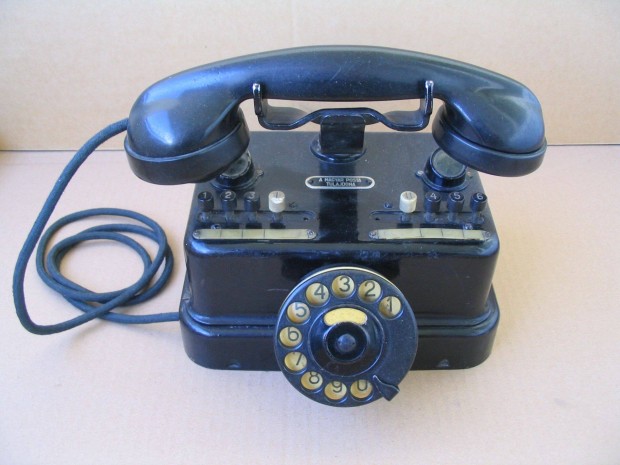 II./6 tárcsás telefon