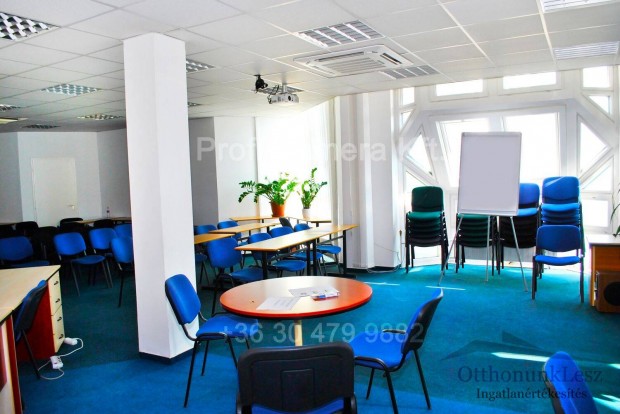 II. R�zsadomb l�b�n�l, Margit-h�d k�zel�ben 382 m2-es iroda kiad�