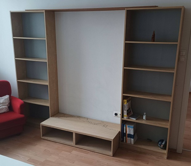 IKEA Besta nappali TV szekrény kombináció eladó 2 polc és TV szekreny