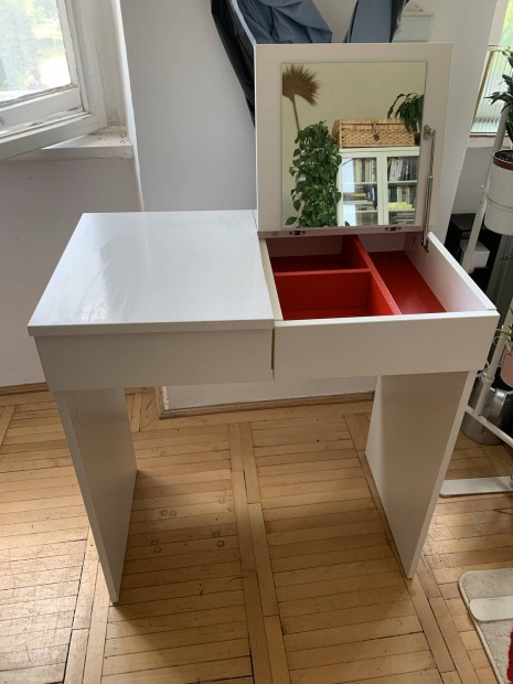 IKEA Brimnes Fslkd asztal