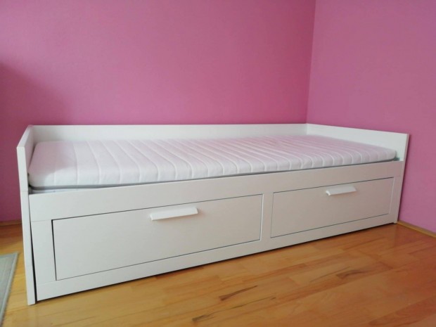 IKEA Brimnes kanapéágy