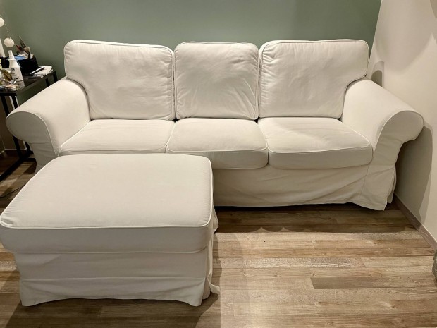 IKEA Ektorp 3 személyes kanapé, lábtartóval