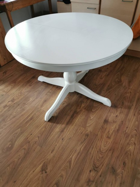 IKEA Ingatorp Meghosszabbítható asztal, fehér, 110/155 cm