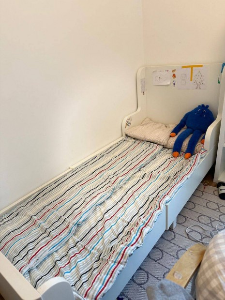 IKEA Kallax polcok s gyerekgy
