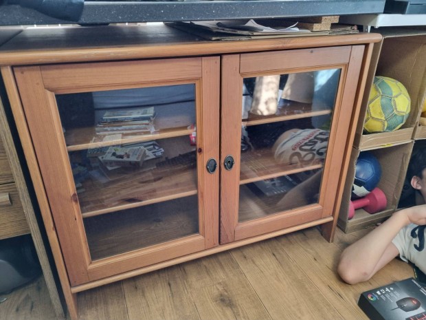IKEA Leksvik vitrines komd, TV llvny