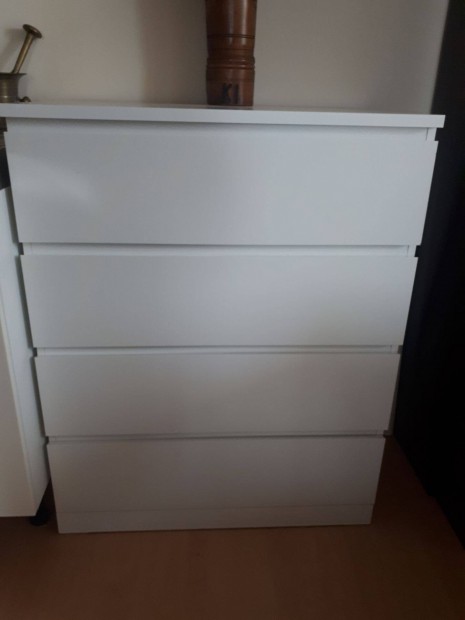 IKEA Malm 4 fikos komd