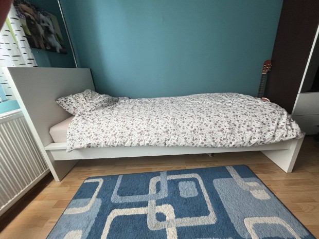 IKEA Malm 90x200 gykeret gyrccsal