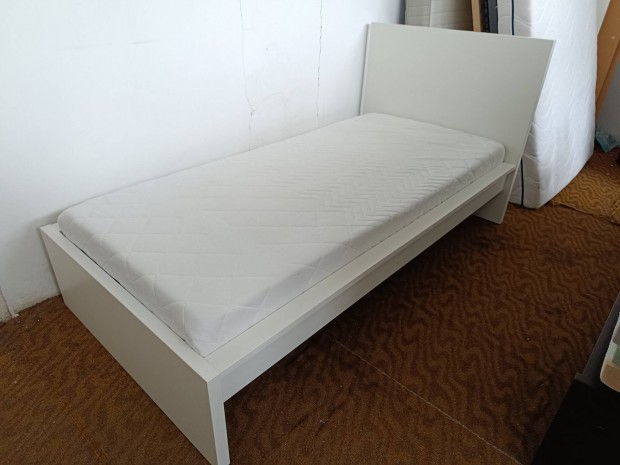 IKEA Malm fehr 90*200-as gy, matraccal egytt