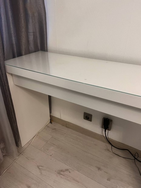 IKEA Malm fésülködőasztal fehér 120x41 cm