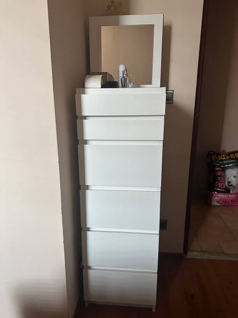 IKEA Malm with 6 drawers and mirror tkrs