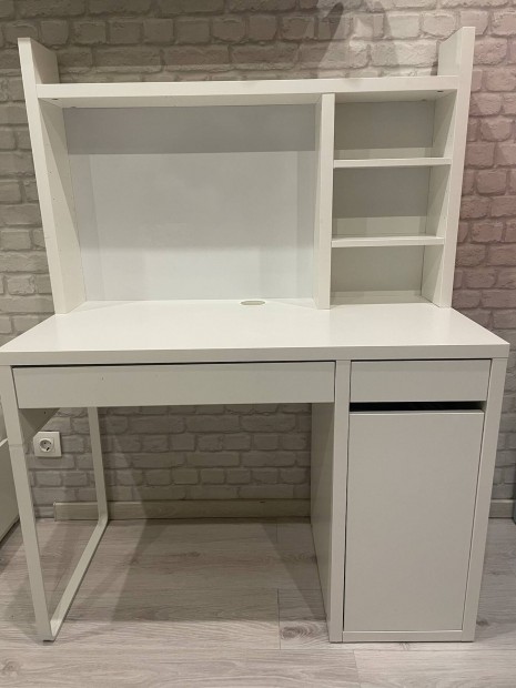 IKEA Micke rasztal