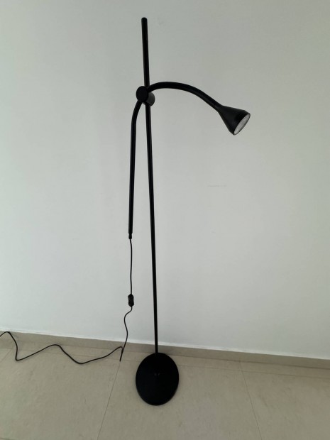 IKEA Navlinge allolampa