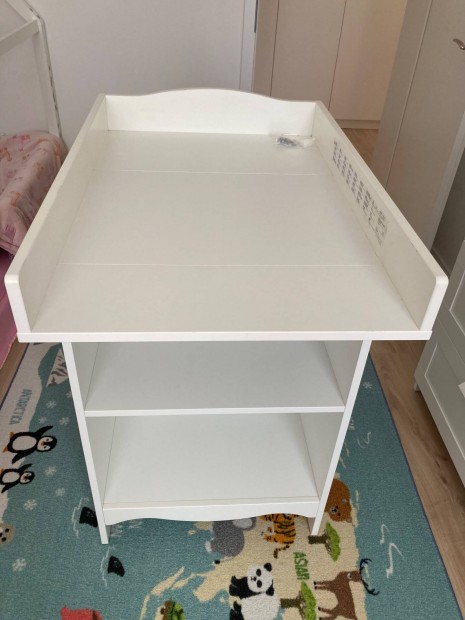 IKEA Pelenkázó asztal és alátét