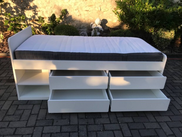 IKEA SLKT gy s matrac 90x200