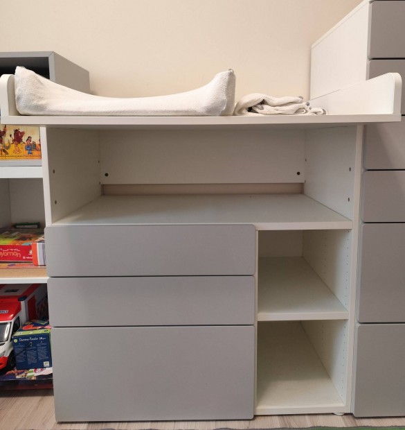 IKEA Smastad pelenkázó asztal