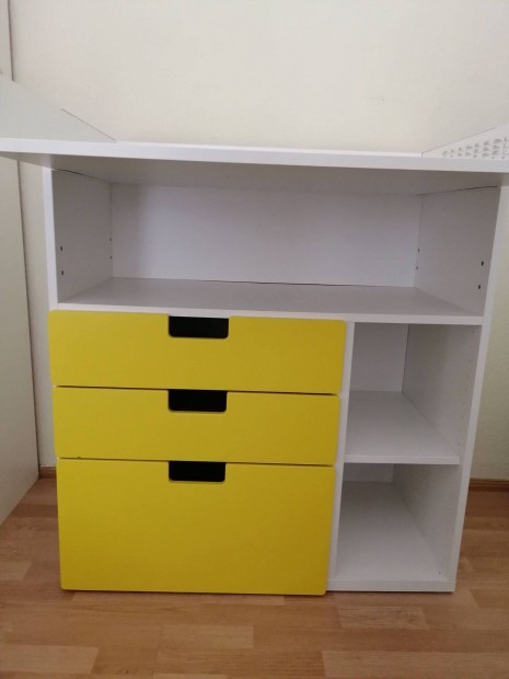 IKEA Stuva pelenkzasztal