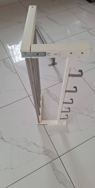 IKEA Tjusig elszoba fogas kalaptartval