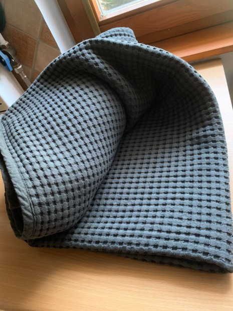 IKEA Vareld ágytakaró, nagy méretű, sötétszürke, 150x250 cm