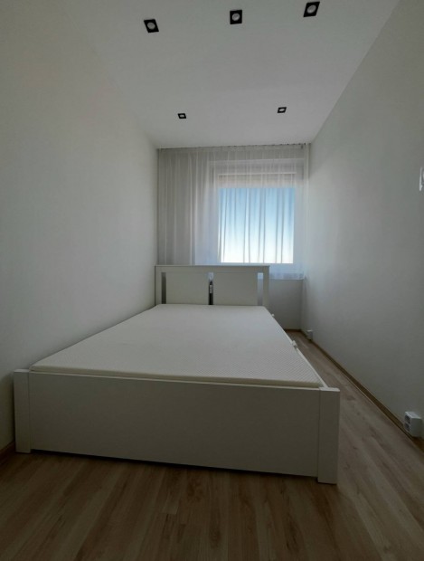 IKEA ágy és Jysk matrac 140x200