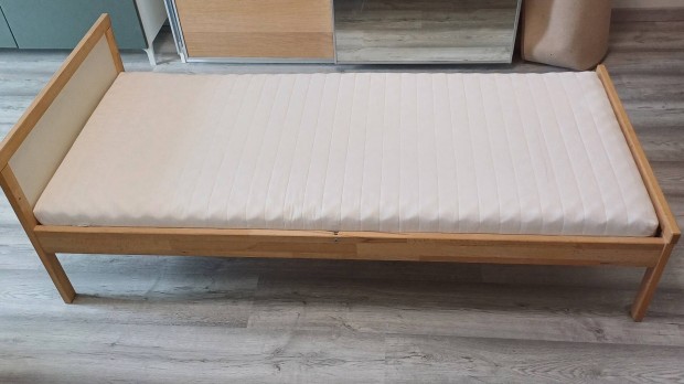 IKEA gykeret gyrccsal, matraccal, 70x160cm