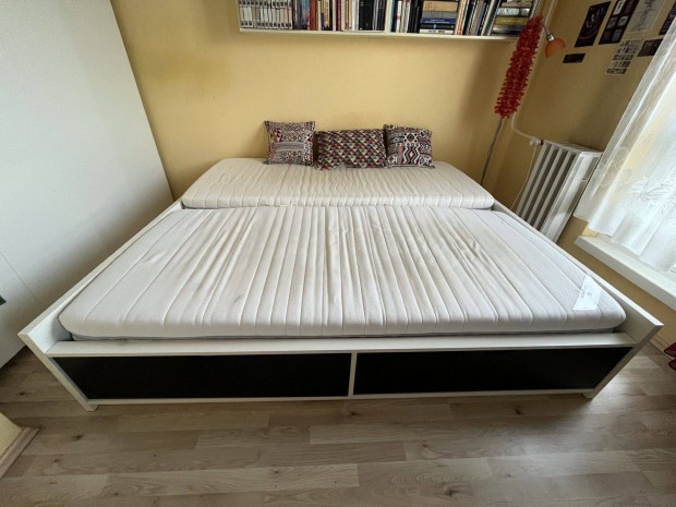 IKEA egyszemélyes ágyak