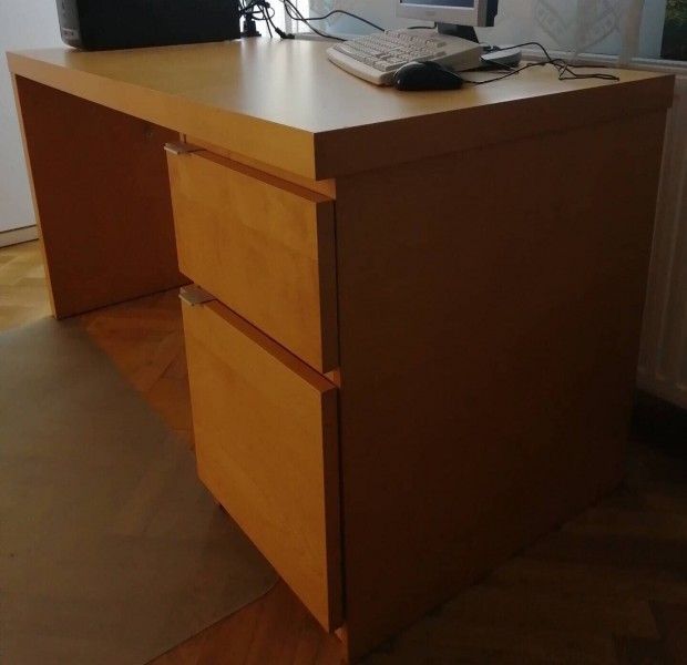 IKEA rasztal 140x65cm lapmret 