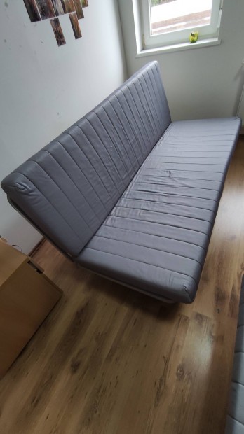 IKEA kanapé ágyazható 