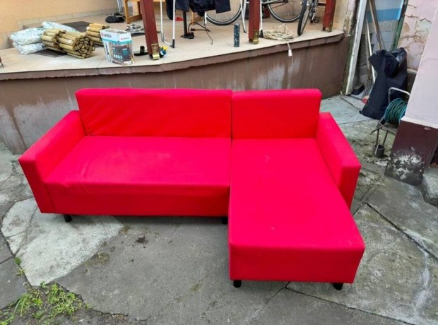 IKEA piros sarokl 135x220 cm, gyazhat Hajdszoboszl