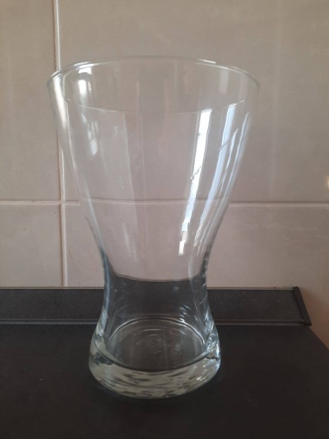 IKEA-s vza, 19 cm magas