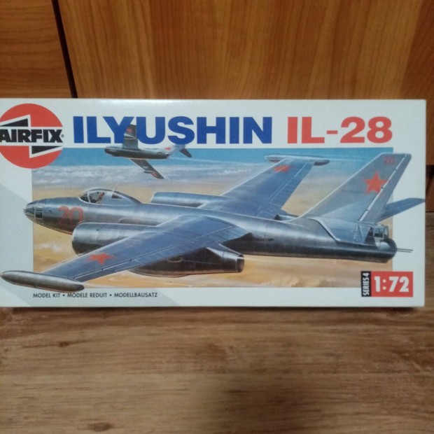 IL-28 makett 1:72