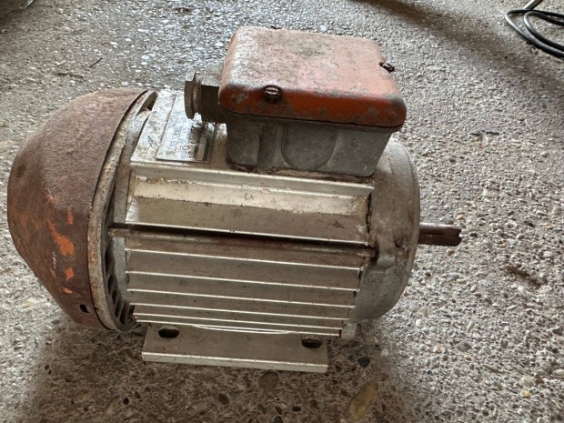 IMI villanymotor 1,1kW (j tekercsels j csapgyakkal.)