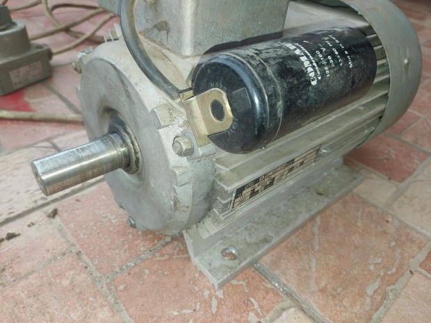 IMI villanymotor 220V