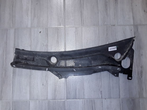 INFINITI Q60 LEVÉLRÁCS BAL eladó