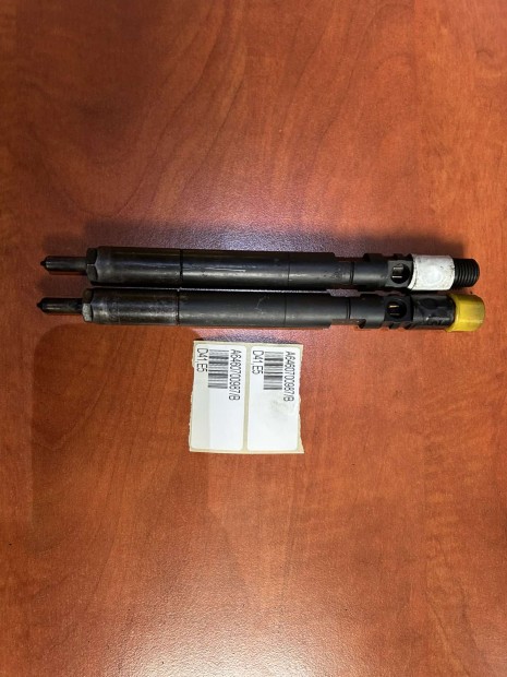 INJEKTOR A646070098 elad�