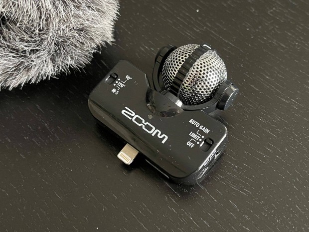 IQ5 Zoom stereo mikrofon iphone-hoz + szlfog szivacs