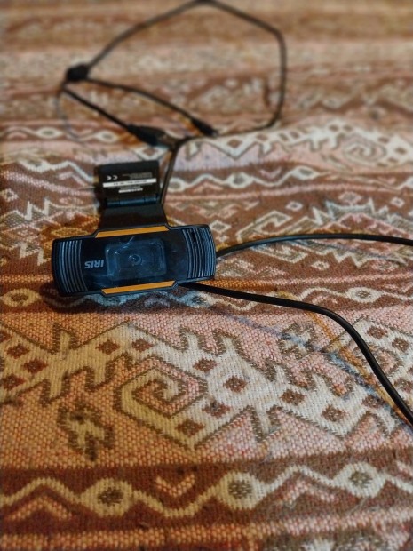 IRIS W-13 HD Webkamera Fekete-Narancs beptett mikrofonnal, USB-s