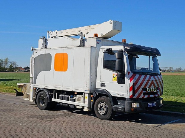 IVECO 120E18 Eurocargo / Kilométeróra állás: 250 533 km