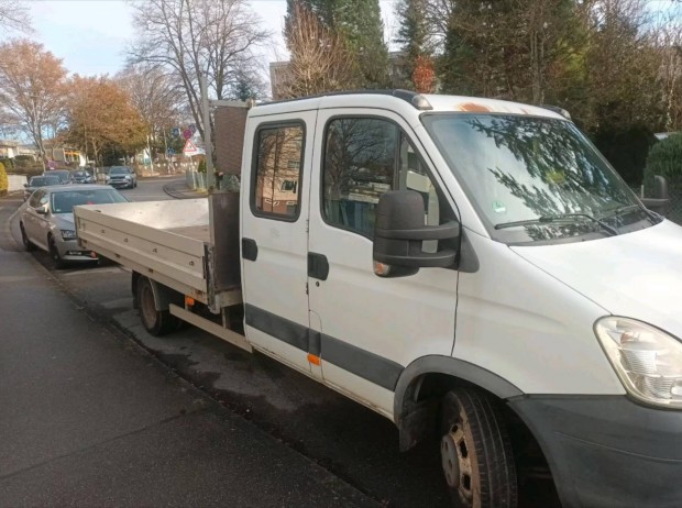 IVECO 35C15 Plat�s 7 szem�lyes Duplakerekes