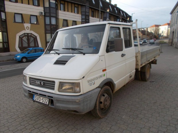 IVECO 35 Daily 35-10 C Classic 7 Személyes