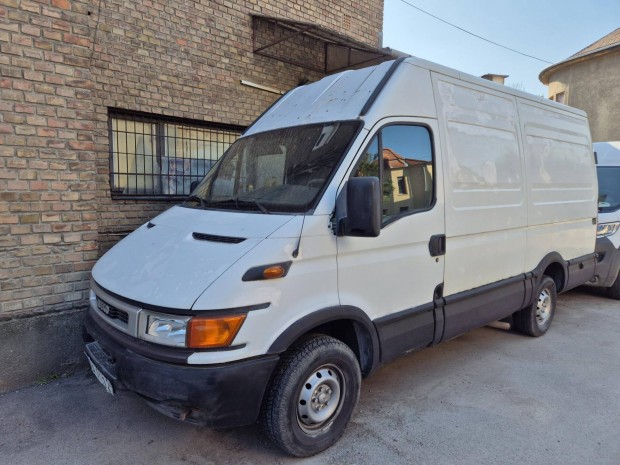 IVECO 35 Dailyc 12 V H3 Magyarországi