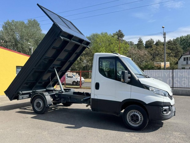 IVECO 35 Dailys 13 3450 �j 3 oldalra billen� fe...