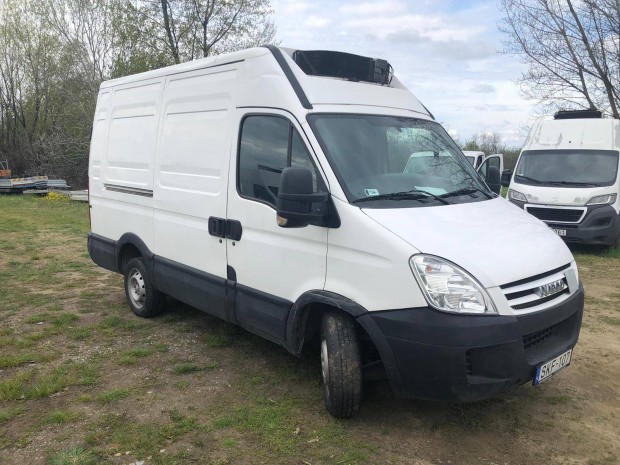 IVECO Daily 29 L 10 - Carrier MXS 850 hts