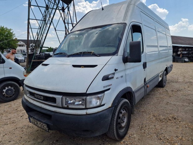 IVECO Daily 2.3 16V 2000-2006 Minden Alkatrsze Elad ! Lmpa Diffi