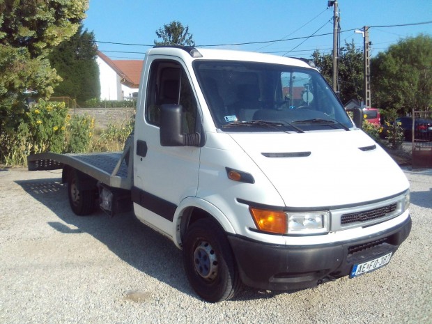 IVECO Daily 35 C 12 3000 Jó motorral.vonóhoroggal