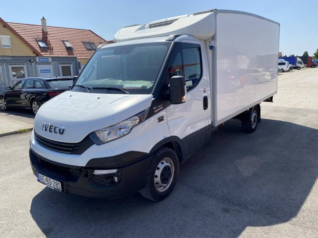 IVECO Daily 35 S 12 3750 (Automata)