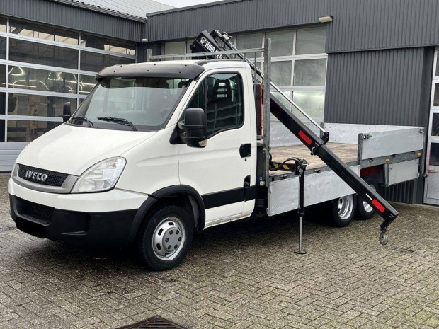 IVECO Daily 40C17 Darus plats Hiab 026T