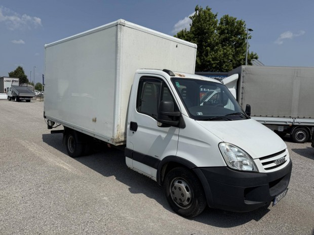 IVECO Daily 4m doboz emelőfal. duplakerék 3.0 m...
