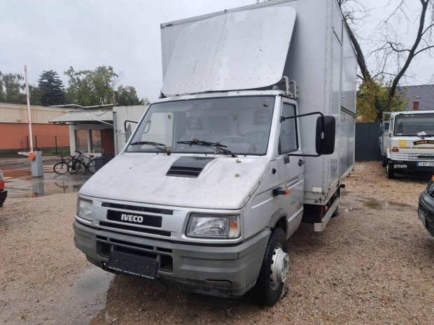 IVECO Daily 59 12. Nagyon Kevs Kilmterrel.DU...