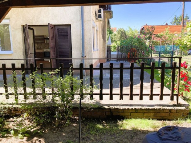 IV. Kerlet, Dek Ferenc utca, 48 m2-es, fldszinti, trsashzi laks